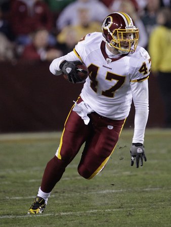 Eagles Redskins Football: Landover, MD - Chris Cooley Photographic Poster Print by Pablo Martinez Monsivais, 18x24