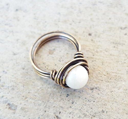 Quartz Wire Wrap Ring, Bronze Wire Wrapped Ring, White Ring, White Quartz Ring, Statement Ring, Vintage Look, Boho-Chic Hippie Gemstone Ring