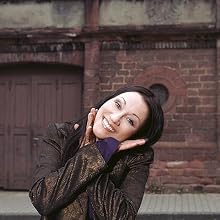Holly Cole
