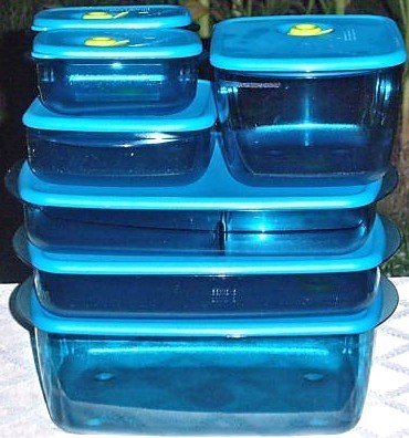 Tupperware 7 Piece Vent N Serve Set