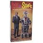 Dr. Zachary Smith and Robot B-9 by Polar lights