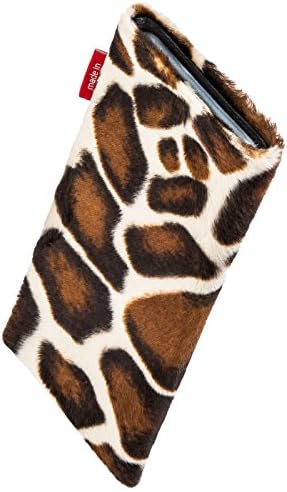 fitBAG Bonga Giraffe custom tailored sleeve for ARCHOS 40 Cesium. Fine imitation fur pouch with integrated MicroFibre lining for display cleaning