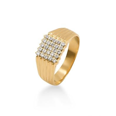 Gold engagement rings in joyalukkas