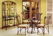 BEAUTIFUL 45"DIA ROUND TABLE AND 4 CHAIRS DINETTE
