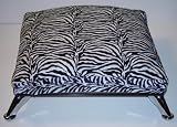 WILMA Heimtierprodukte Liegebett HOCKER Zebramuster 70x70cm