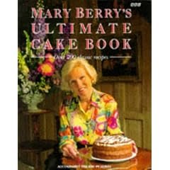 Mary Berry's Ultimate Cake Book: Over 200 Classic Recipes