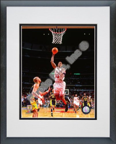 Scottie Pippen Chicago Bulls - NBA Framed and Matted Photo - 1997-98 Action - 11x14 Photo
