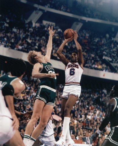 LARRY BIRD BOSTON CELTICS 8X10 SPORTS ACTION PHOTO (L-2)