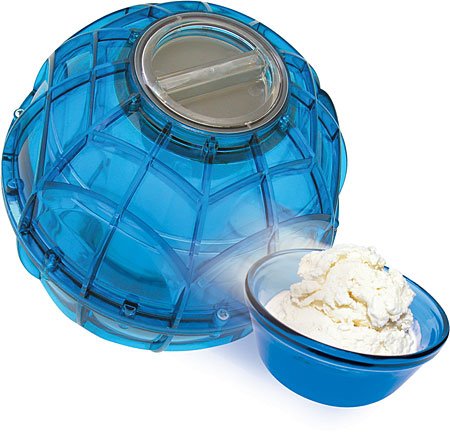 Play and Freeze Ball Ice Cream Maker - Green Play and Freeze Ball Ice Cream Maker - Green