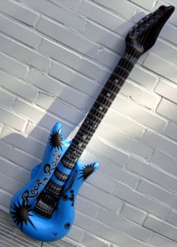 Childrens Toyshop  Spielwaren : Aufblasbare Gitarre, PVC, bunt sortiert