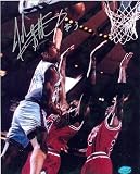 Signed John Starks Photo - 8x10 ) (The Dunk against the Bulls) - Autographed NBA Photos