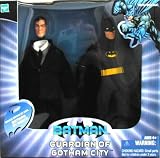 Eigenschaften HASBRO Batman / BATMAN 2002 - GUARDIAN OF GOTHAM CITY - Bruce Wayne am Tag / BATMAN bei Nacht