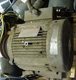 Motor General Electric 5K182AL2449B 200, 3, 60 HP 3 RPM 1755