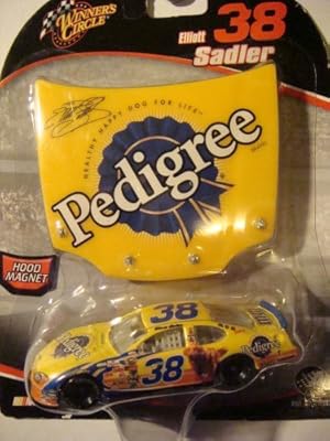 Nascar AcTioN winners circle Elliot Sadler #38 pedigree 2005 hood magnet 1/64 2005