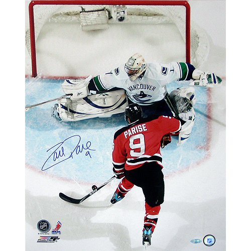 Steiner Sports NHL New Jersey Devils Zach Parise Overhead Shot vs. Vancouver Vertical 16x20 Photograph