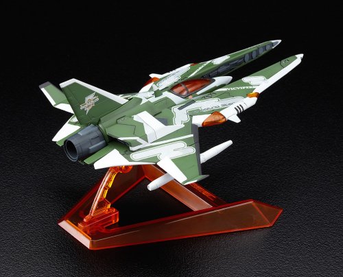 グラディウスII  ビックバイパー  明貴美加ver. グリーンカラー (1/100スケール組み立て式プラスティックモデル)