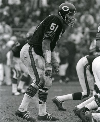 DICK BUTKUS CHICAGO BEARS 8X10 SPORTS ACTION PHOTO (7)