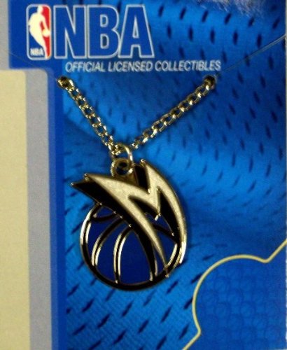 Dallas Mavericks NBA Team Pendant with 18 '' Chain