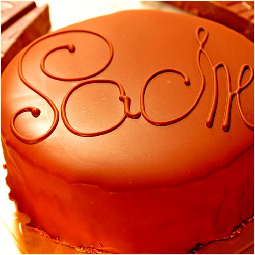 最高級洋菓子 ウィーンの銘菓ザッハトルテ チョコレートケーキ