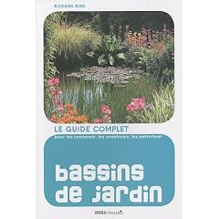 Bassins de jardin : Le guide complet pour les concevoir, les construire et les entretenir