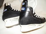CCM Champion 90 ice hockey skates - size 7.0 (teen/adult) - excellent good condition