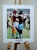 BOBBY MOORE WITH PELE, SIGNED MOUNTED PHOTO MEXICO 1970