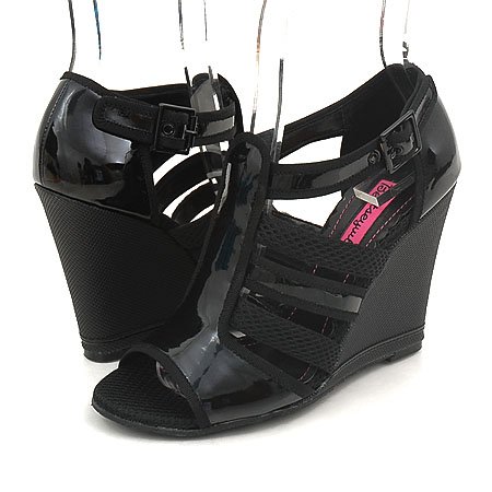 Betseyville Jay Wedges