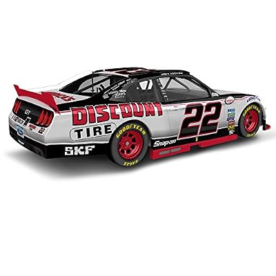 Lionel Racing Joey Logano #22 Discount Tire 2016 Ford Mustang NASCAR Diecast Car (1:64 Scale)