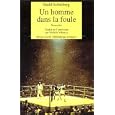 Un homme dans la foule