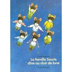 La Famille Souris d�ne au clair de lune
