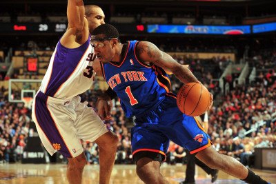 New York Knicks v Phoenix Suns, Phoenix - January 7: Amar'e Stoudemire and Grant Hill Photographic Poster Print by Barry Gossage, 28x42