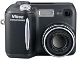 Nikon Coolpix 885 3MP Digital Camera w/ 3x Optical Zoom and Battery Charger