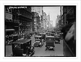 Newswire Photo (L): 5th Ave. - Easter