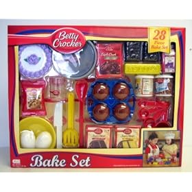 Betty Crocker 28 Piece Bake Set by