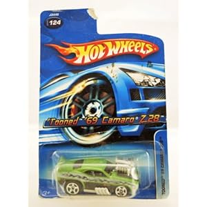 Mattel Hot Wheels 2006 1:64 Scale Tooned 1969 Green Camaro Z28 Die Cast Car #124