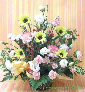 【送料無料】ひまわりと季節のお花の豪華フラワーアレンジメントFL-FD-003