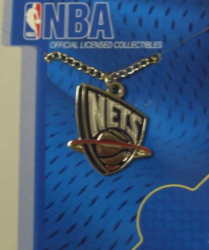 New Jersey Nets NBA Team Pendant w/18 '' Chain