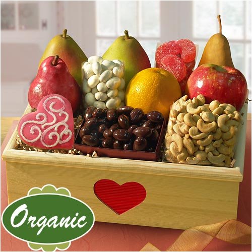 Organic Deluxe Fruit and Treats Heart Crate by GotFruit.com