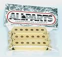 Pickup Cover Set for Strat&reg; (3 Pieces), Gold