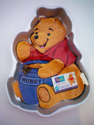 Wilton Winnie the Pooh Bear w/ Hunny Cake Pan w/ Insert -- ?RETIRED -- Walt Disney -- 1995 -- as shown