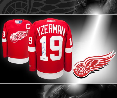 Steve Yzerman Detroit Red Wings Autographed Jersey