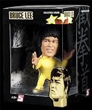 Round 5 Bruce Lee 5 Inch Vinyl Figure Game of Death Bruce Lee Yellow SuitIMAGE