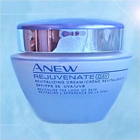 Avon Anew Rejuvenate Day Revitalizing Cream SPF 25 UVA/UVB
