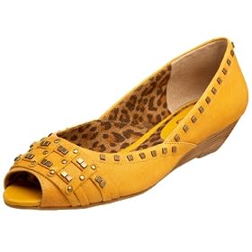 Jessica Simpson Women's Hasher Wedge