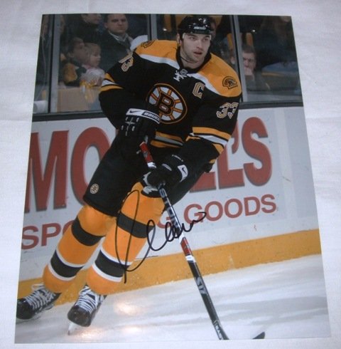 Zdeno Chara Autographed Boston Bruins 8x10 Photo W/PROOF, Picture Of Zdeno Signing For Us, Boston Bruins, Ottowa Senators, New York Islanders, Team Slovakia, Stanley Cup, Norris Trophy