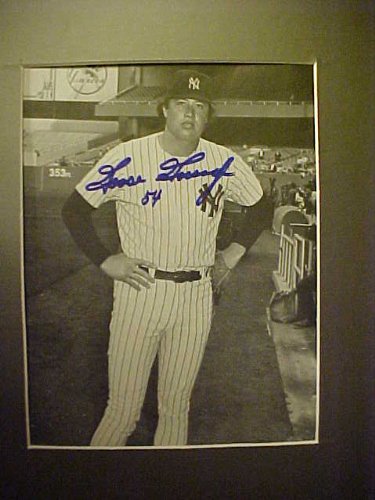 Goose Gossage New York Yankees Autographed 11 X 14 Professionally Matted Black & White Photo With A Personally Obtained Autograph Directly From The Player