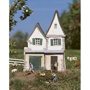 Amazon.com: PIKO G SCALE MODEL TRAIN BUILDINGS - COTTAGES FLAT WALL 