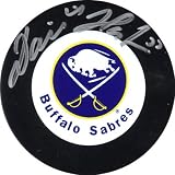 Sporting Goods : Dominik Hasek Buffalo Sabres Autographed Hockey Puck