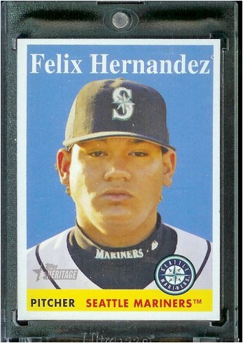 2007 Topps Heritage Baseball Card # 6 Felix Hernandez Seattle Mariners - Mint Condition - In Protective Display Case
