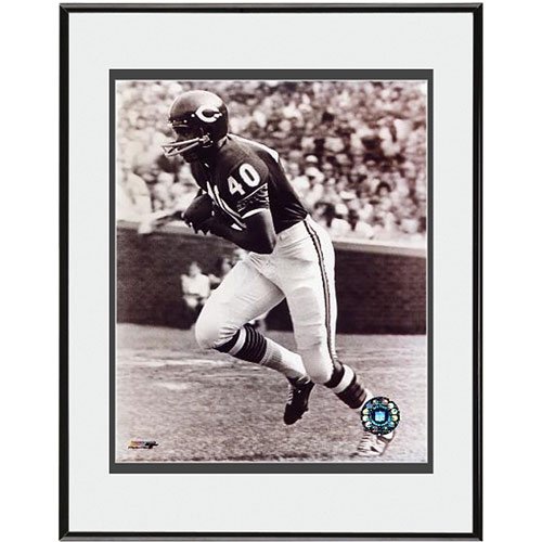 Photo file Chicago Bears Gale Sayers Framed Photo